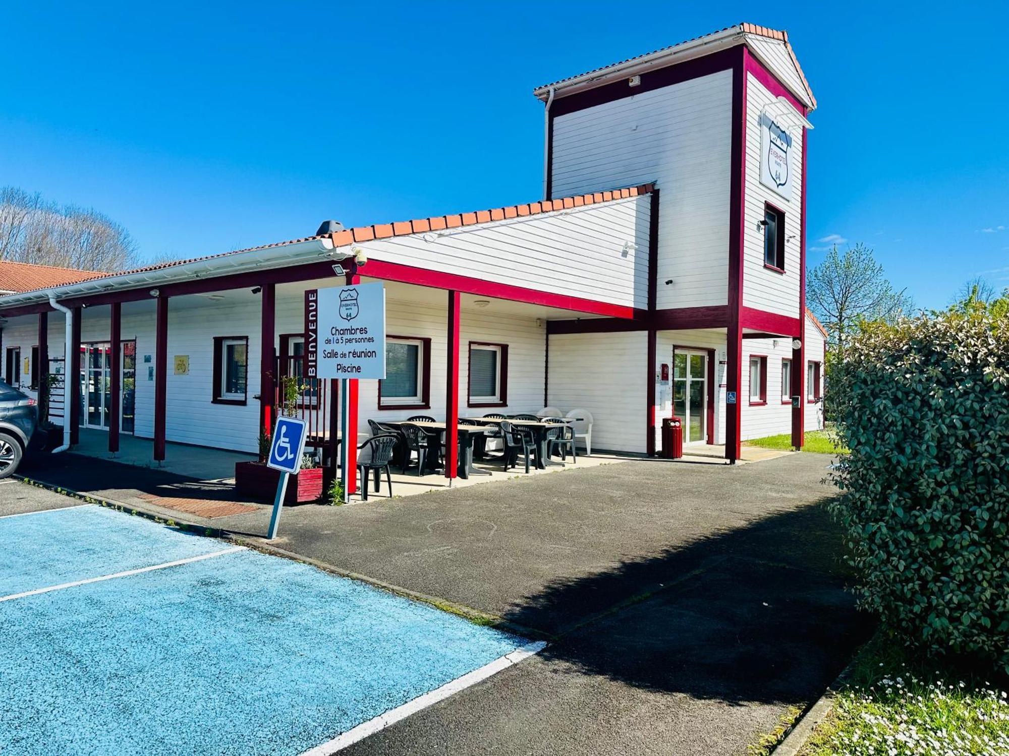 Everhotel De Tarbes-Ibos Exterior foto